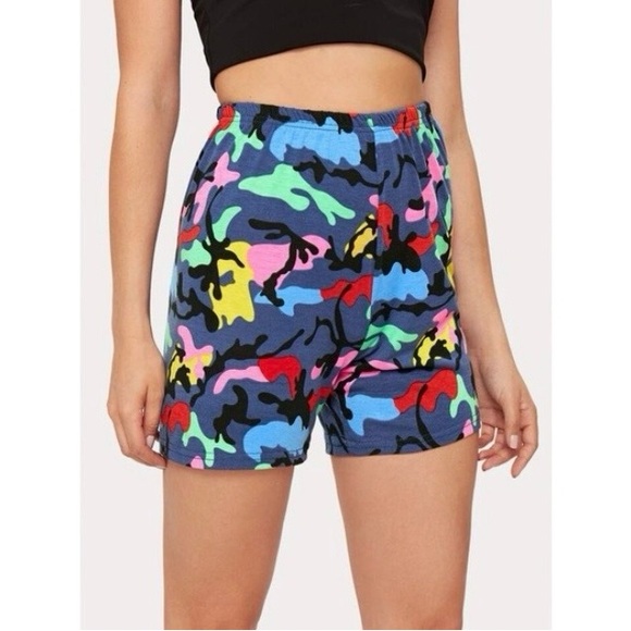 ROMWE 💙 Camo Biker Shorts - Picture 1 of 12